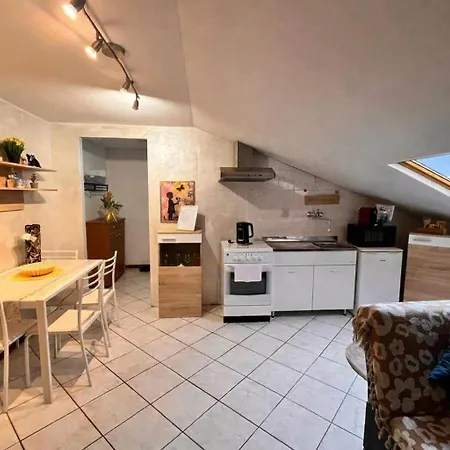 Casa Loues * Asti
